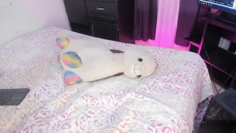 Snapshot of 6_bunny_9 chatting on July 19, 1:31 am Celeste online show from July 19, 1:31 am