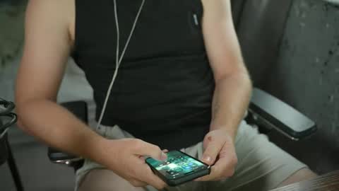 Snapshot of 6ftt6cock chatting on December 12, 10:09 pm 6ftt6cock online show from December 12, 10:09 pm