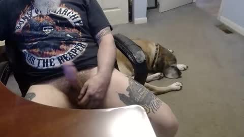 Snapshot of 70paborn chatting on May 12, 12:41 am MASTIFF online show from May 12, 12:41 am