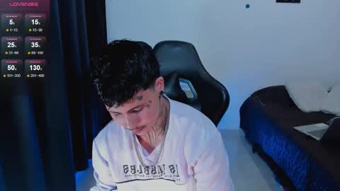 Stefan online show from October 10, 11:48 pm