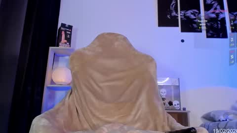 Stefan online show from February 19, 8:49 pm