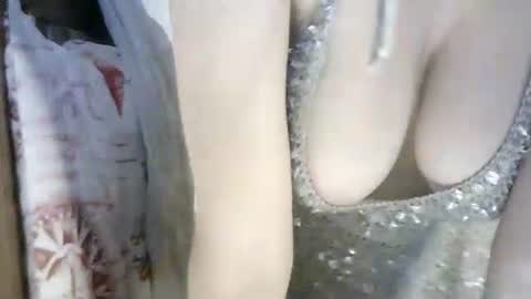 Snapshot of 77lilu chatting on September 16, 9:38 pm Lilu online show from September 16, 9:38 pm