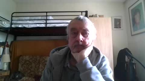 78kiss online show from April 4, 1:08 pm