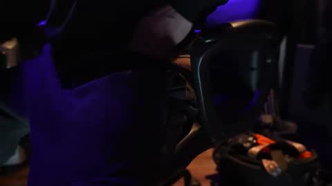 7fivecedge online show from December 15, 4:17 am