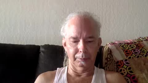 Snapshot of 808dred chatting on July 7, 8:24 pm 808dred online show from July 7, 8:24 pm