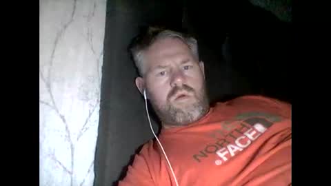 Snapshot of 81jonnyx chatting on December 23, 10:33 pm 81jonnyx online show from December 23, 10:33 pm