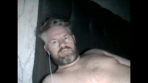 Snapshot of 81jonnyx chatting on January 27, 6:19 am 81jonnyx online show from January 27, 6:19 am