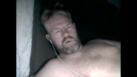 Snapshot of 81jonnyx chatting on February 11, 7:54 am 81jonnyx online show from February 11, 7:54 am