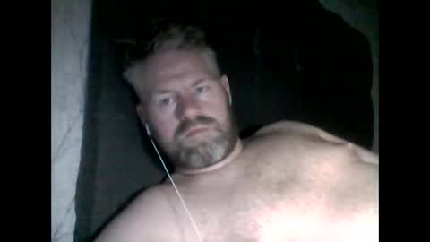 Snapshot of 81jonnyx chatting on February 16, 5:48 am 81jonnyx online show from February 16, 5:48 am