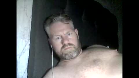 Snapshot of 81jonnyx chatting on March 9, 9:36 pm 81jonnyx online show from March 9, 9:36 pm