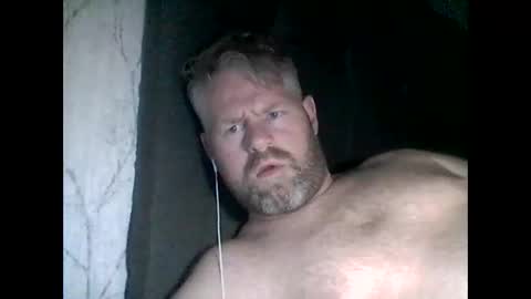 Snapshot of 81jonnyx chatting on March 12, 11:12 pm 81jonnyx online show from March 12, 11:12 pm
