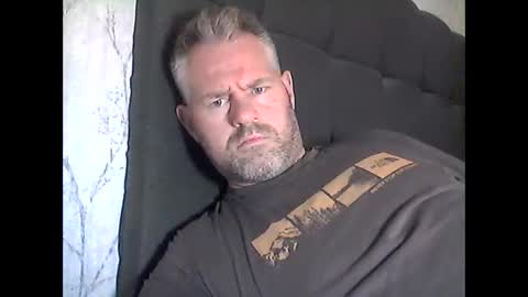 Snapshot of 81jonnyx chatting on October 9, 2:04 pm 81jonnyx online show from October 9, 2:04 pm