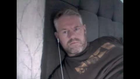 81jonnyx online show from October 11, 11:42 am