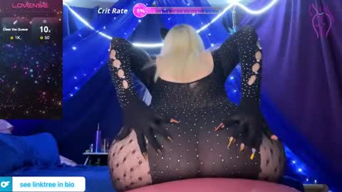 Snapshot of 88vixxxen chatting on November 1, 2:46 am 88Vixxxen online show from November 1, 2:46 am