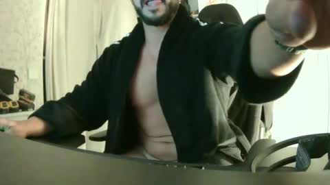 Arturo online show from April 10, 11:31 pm