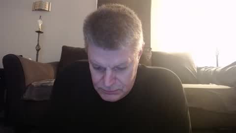 989guy online show from April 21, 11:51 pm