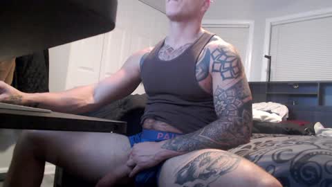 9inchbulll online show from January 7, 11:24 pm