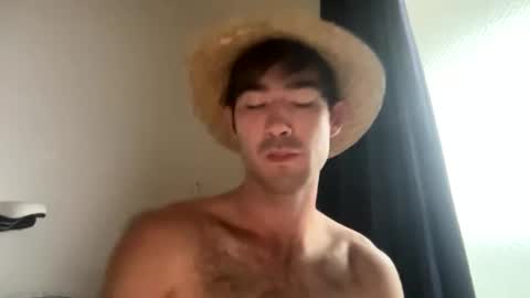 Snapshot of 9thislandd chatting on October 12, 7:18 am 9thislandd online show from October 12, 7:18 am