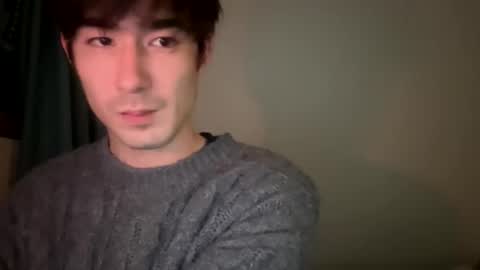 9thislandd online show from December 18, 11:49 am