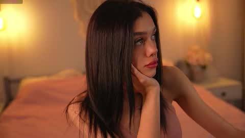 Snapshot of 9west chatting on October 30, 9:00 am KARINA online show from October 30, 9:00 am