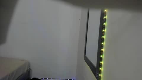 Snapshot of _1dereck chatting on February 27, 9:31 am DERECK online show from February 27, 9:31 am