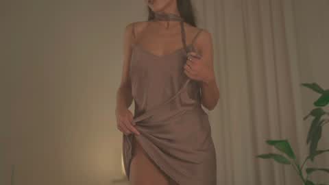 Olivia dark hair  Zoe light hair online show from October 28, 12:14 am