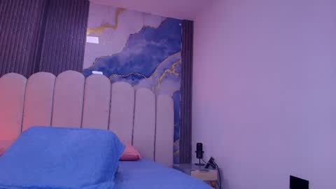  abby rouss online show from April 1, 3:07 am