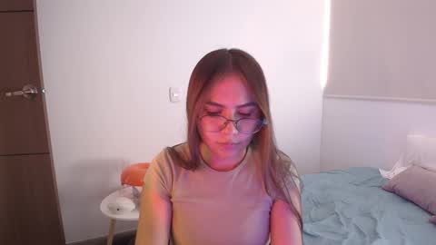 abby 3 online show from November 6, 4:19 pm