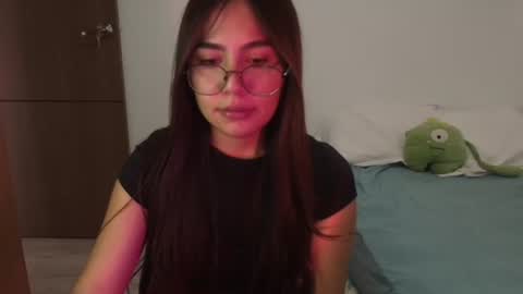Snapshot of _abbyyyy_ chatting on May 8, 4:12 pm abby 3 online show from May 8, 4:12 pm
