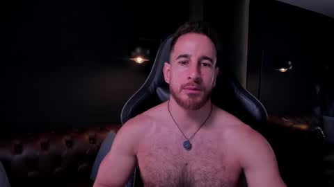 _adamcoper_ online show from November 10, 3:33 pm