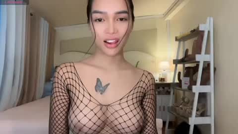 agatha online show from April 13, 3:01 am