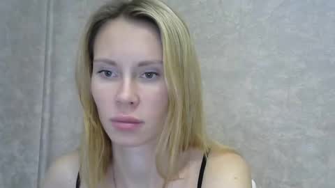 Snapshot of _alex1819 chatting on November 12, 7:53 am _alex1819 online show from November 12, 7:53 am