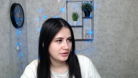 Alice online show from December 27, 11:21 pm