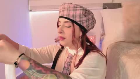 Snapshot of _alissonrose chatting on November 24, 7:57 pm Karo online show from November 24, 7:57 pm