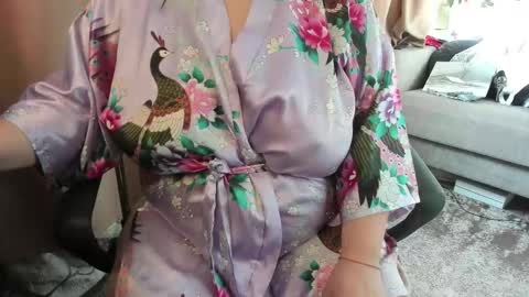 Snapshot of _alyssia_ chatting on March 1, 8:16 am lisa online show from March 1, 8:16 am