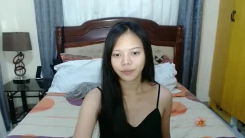 Snapshot of _amberxxx chatting on February 17, 6:59 pm Amber online show from February 17, 6:59 pm
