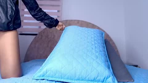 Any online show from April 13, 7:19 pm