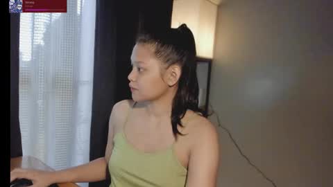 annie . online show from February 10, 6:50 am