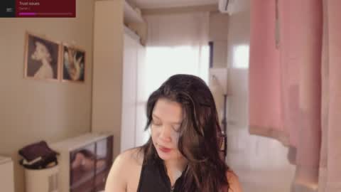 annie . online show from March 16, 3:45 am