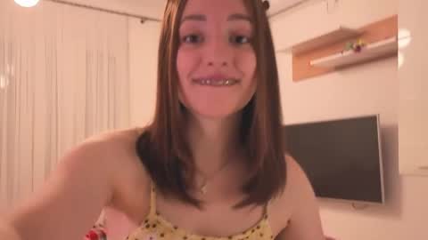 Anna online show from April 21, 9:59 am