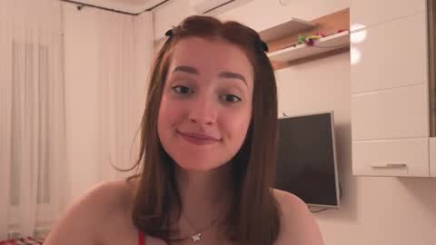 Anna online show from April 23, 2:08 pm