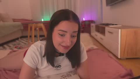 Snapshot of _annieone chatting on July 12, 12:07 pm Anna online show from July 12, 12:07 pm