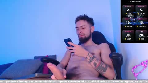 AronM online show from December 18, 9:54 pm