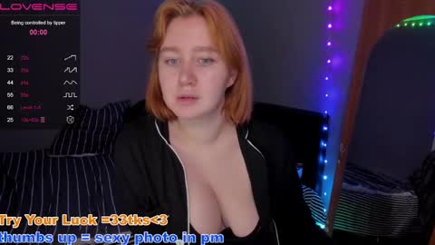 Snapshot of _aurareflection chatting on March 4, 6:50 pm hello im Lira online show from March 4, 6:50 pm