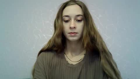 _aurora_sweet online show from October 6, 8:45 am