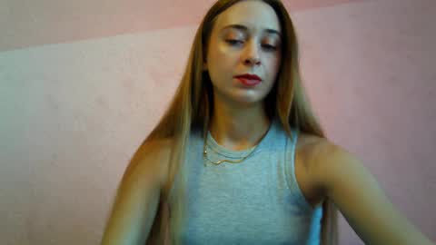 _aurora_sweet online show from November 5, 9:20 am