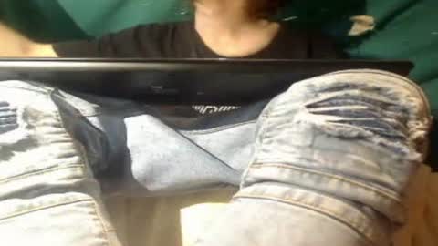 Snapshot of _axel_vance_ chatting on April 13, 3:39 pm _axel_vance_ online show from April 13, 3:39 pm