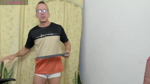Axel online show from June 3, 11:02 am