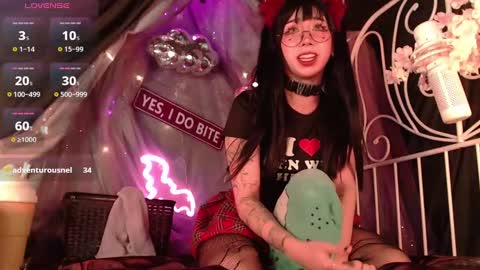 Snapshot of _babby_doll chatting on October 4, 6:06 pm Crystal online show from October 4, 6:06 pm