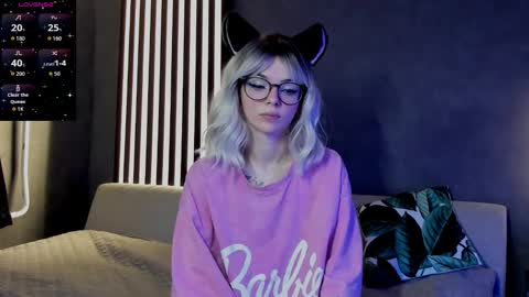 Olivia Subscribe to my Fansly -   online show from March 15, 10:05 pm